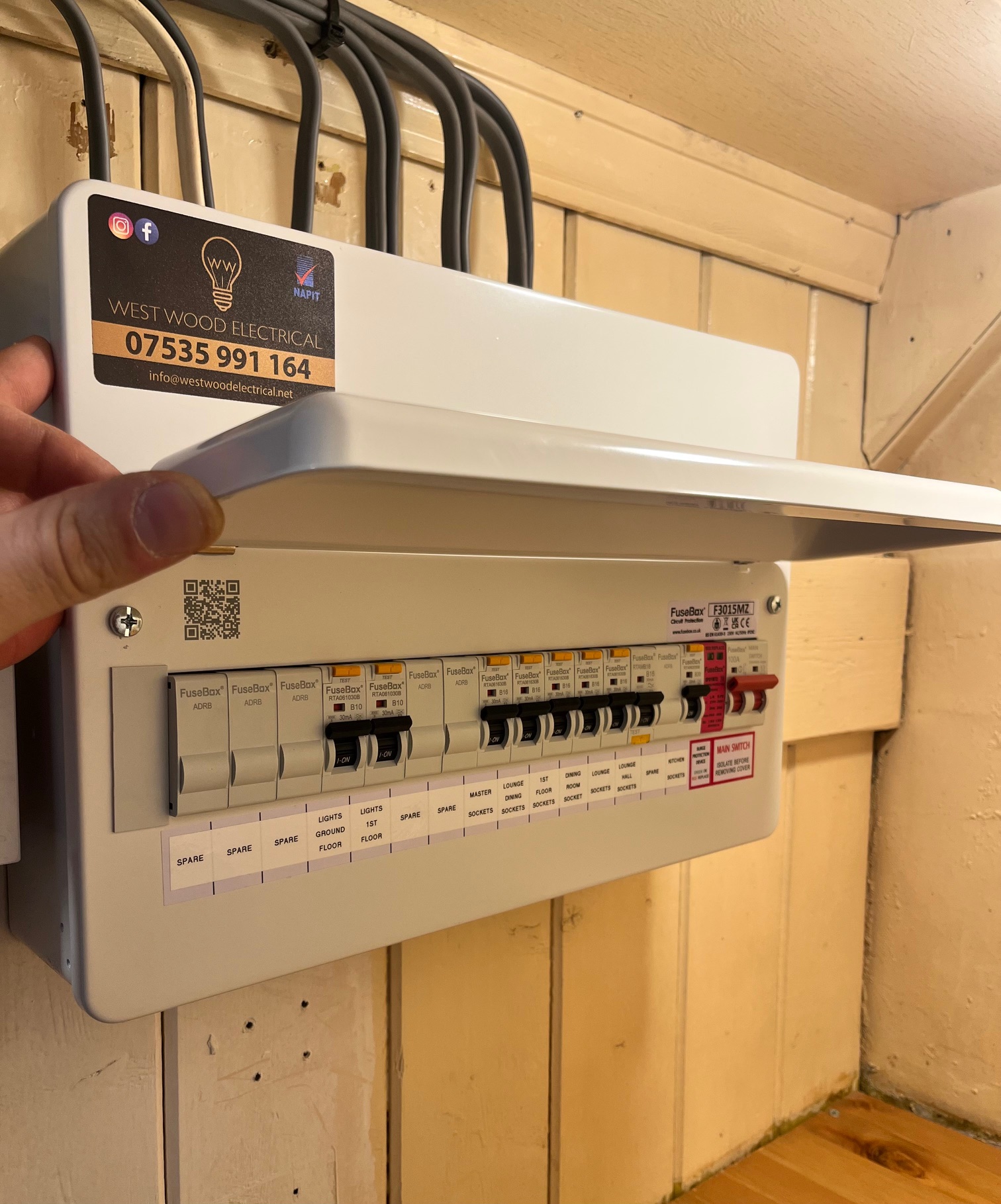 Perfectly routed wiring